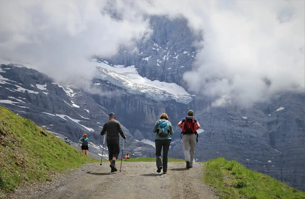 Trekking